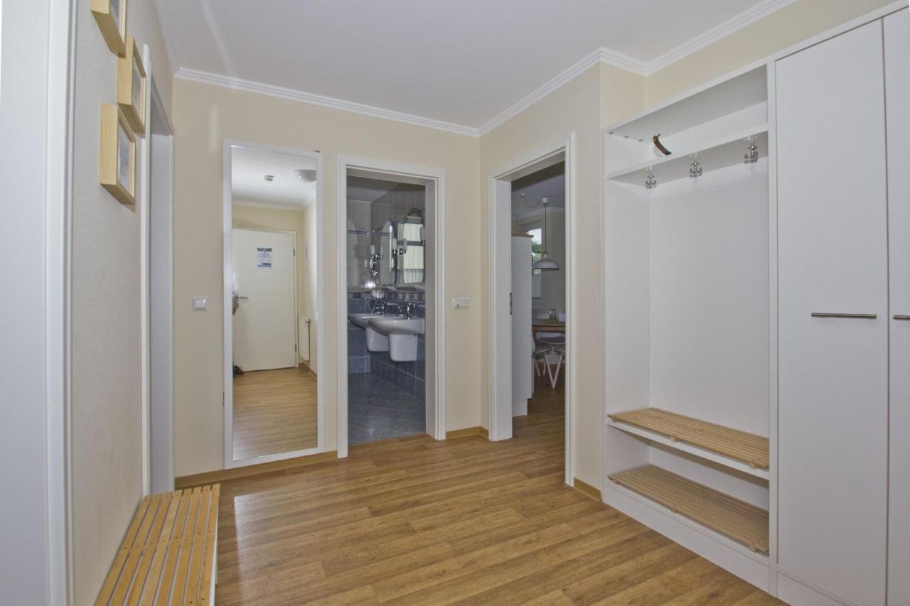 Mit Meerblick Und Balkon, Gratis Nutzung Vom Ahoi Erlebnisbad Und Sauna In Sellin - Meeresblick Fewo 24 Герен Екстер'єр фото